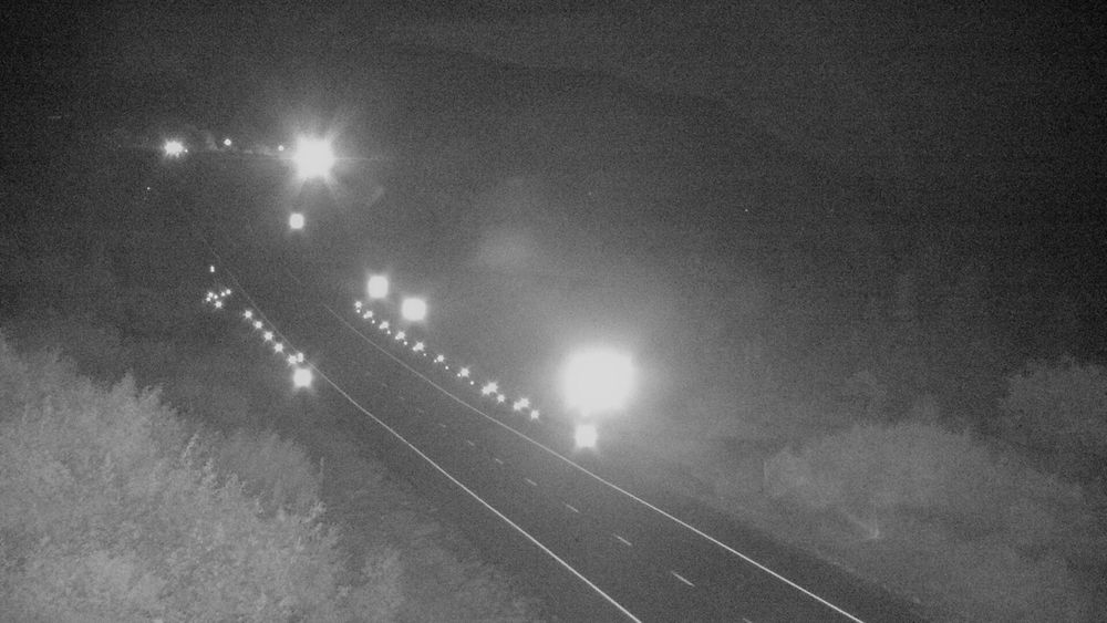 Glenn Highway @ Gunsight Mountain MP 117 live traffic camera, angle 1 of 8