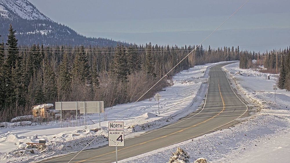 Richardson Highway at Edgerton Highway MP 82.7 live webcam