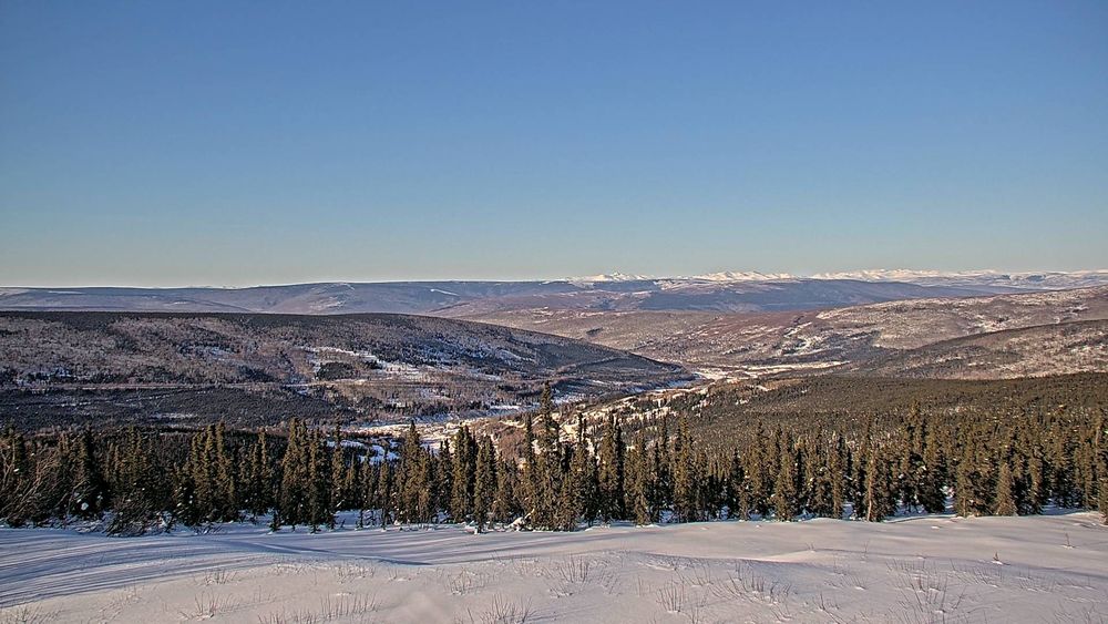 Steese Highway at Cleary Summit MP 20.9 live webcam