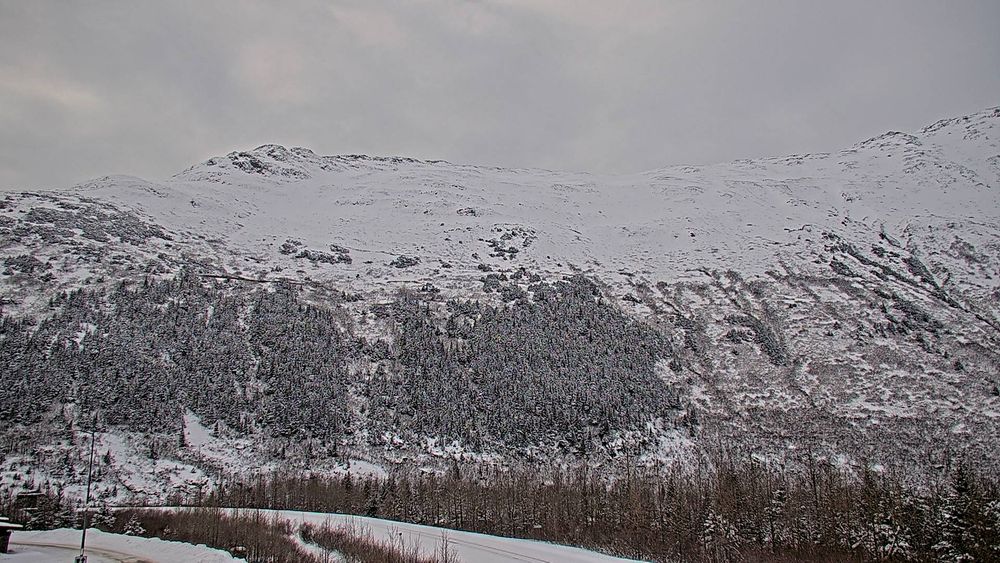 Whittier Access Road at Tunnel MP 6.5 (Bear Valley) live webcam