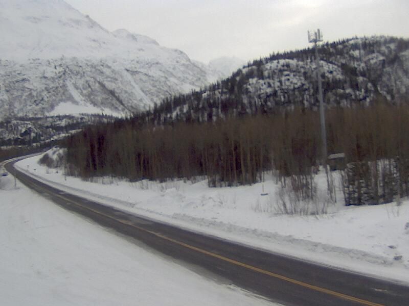 Richardson Highway at Stuart Creek MP 45.7 live webcam