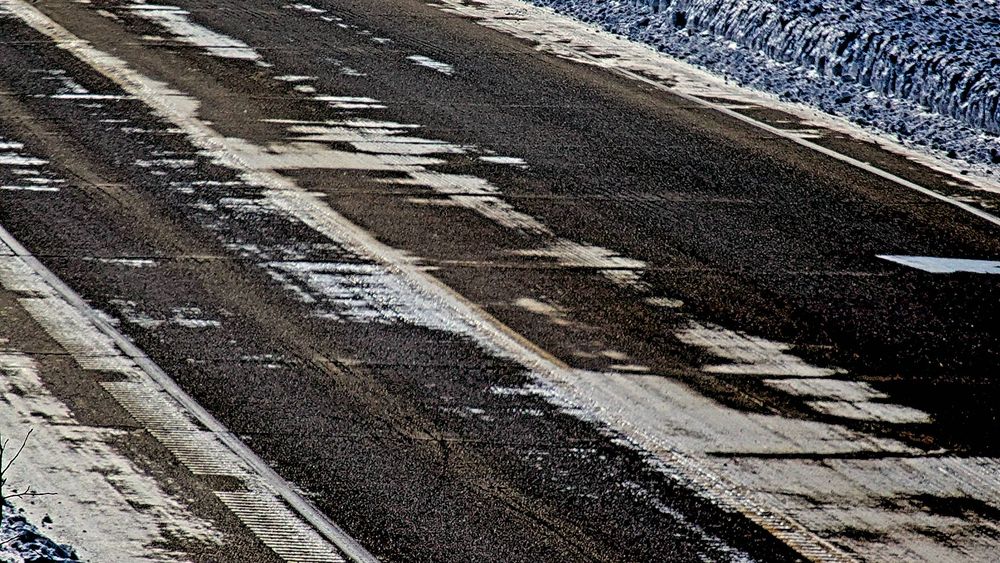 Parks Highway at Nenana Hills MP 325.4 live webcam