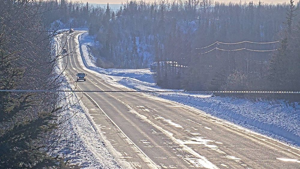 Parks Highway @ Nenana Hills MP 325.4 — View 2