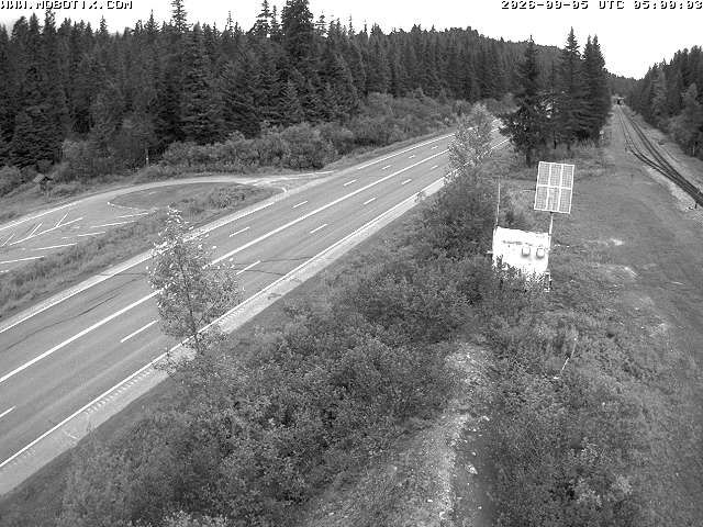 Seward Highway @ Divide MP12 live traffic camera