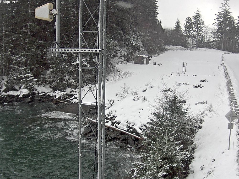 Mitkof Highway at Blaquiere Point MP 33 live webcam