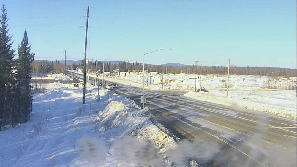 Badger Road at Old Richardson Highway live webcam