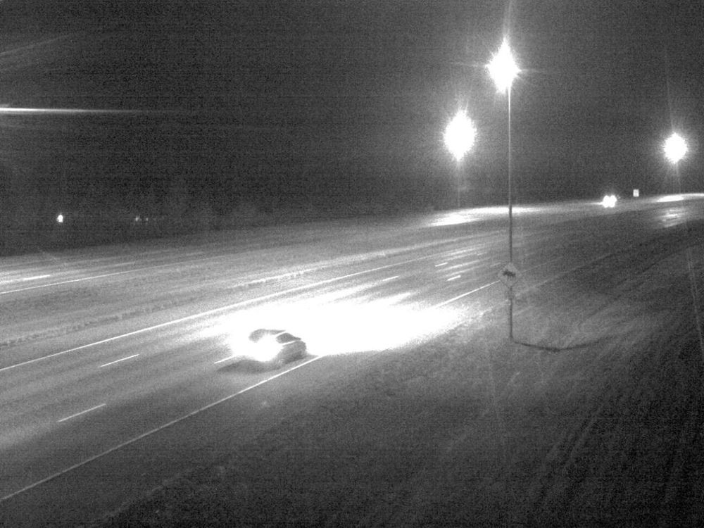 Glenn Highway @ S Curves  MP 10 live traffic camera