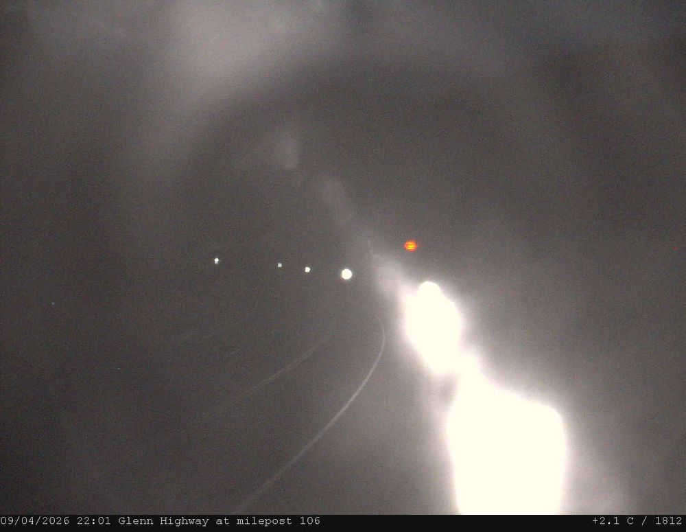 Glenn Highway @ MP 106 live traffic camera, angle 1 of 2