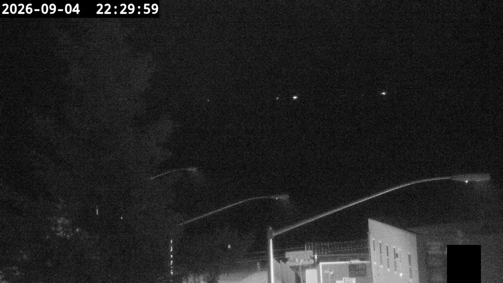 Kachemak Bay at end of Main St live traffic camera