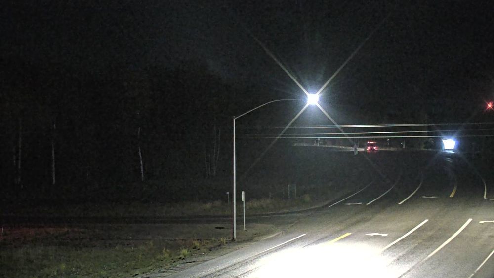 Parks Highway @ Talkeetna Road MP 98.7 live traffic camera, angle 1 of 8