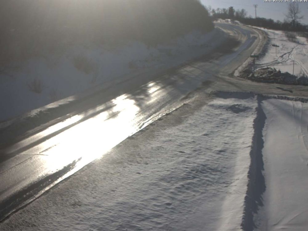 Sterling Highway at Ninilchik River Bridge MP 135.2 live webcam